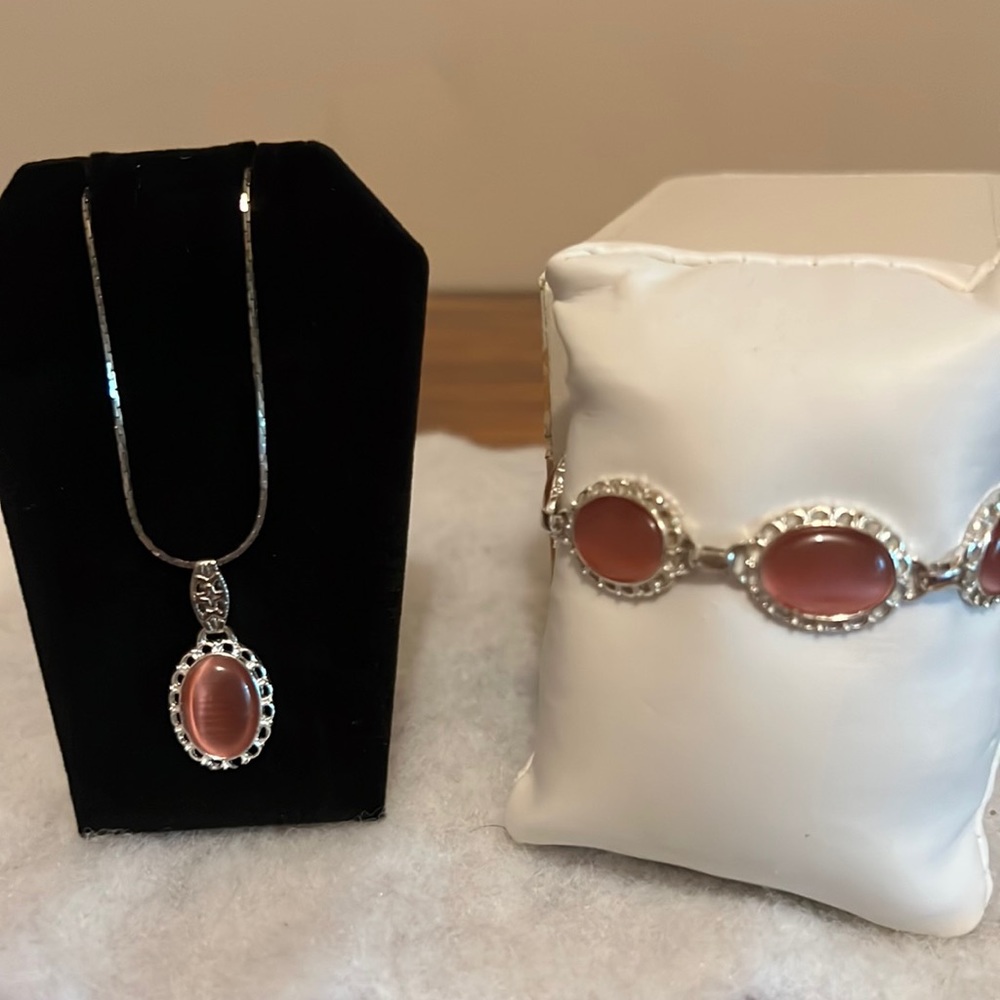 Pink Gemstone Bracelet, Earrings and Necklace set